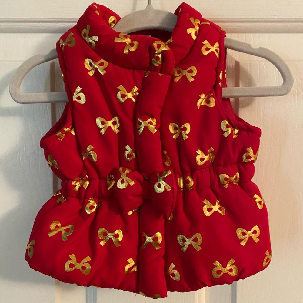 Adorable puffer vest ❤️